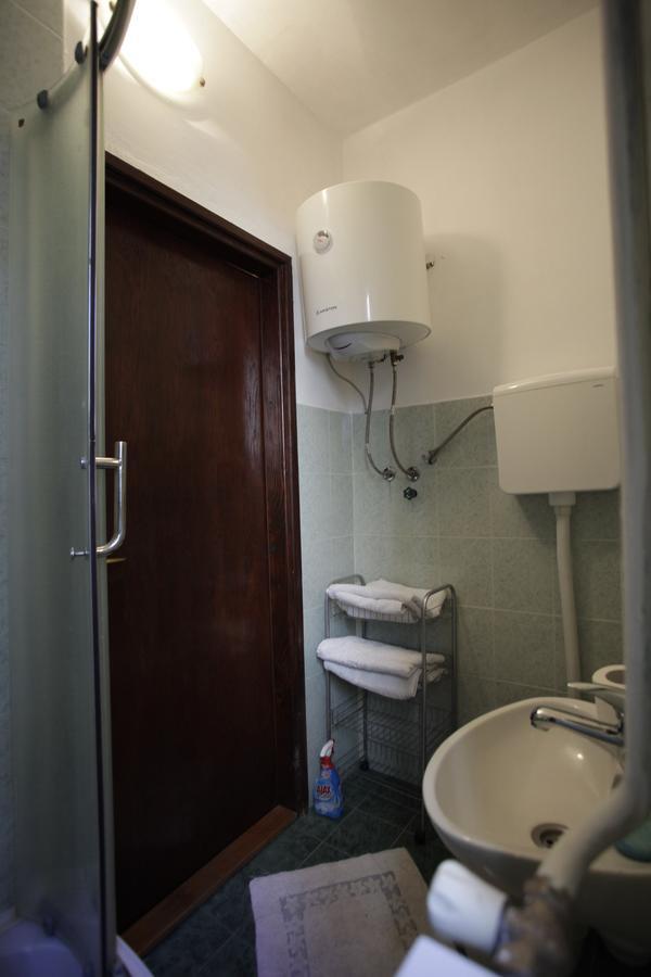 Studio Hram Belgrad Exterior foto